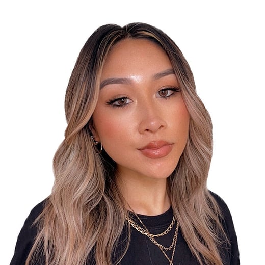 Jenn's headshot
